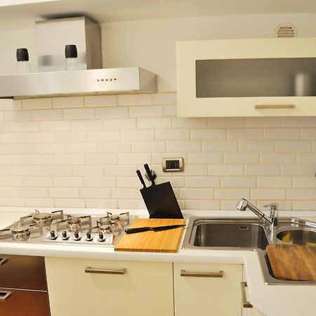 Ciro Piazza Unita Italia Apartment ตรีเอสเต ภายนอก รูปภาพ